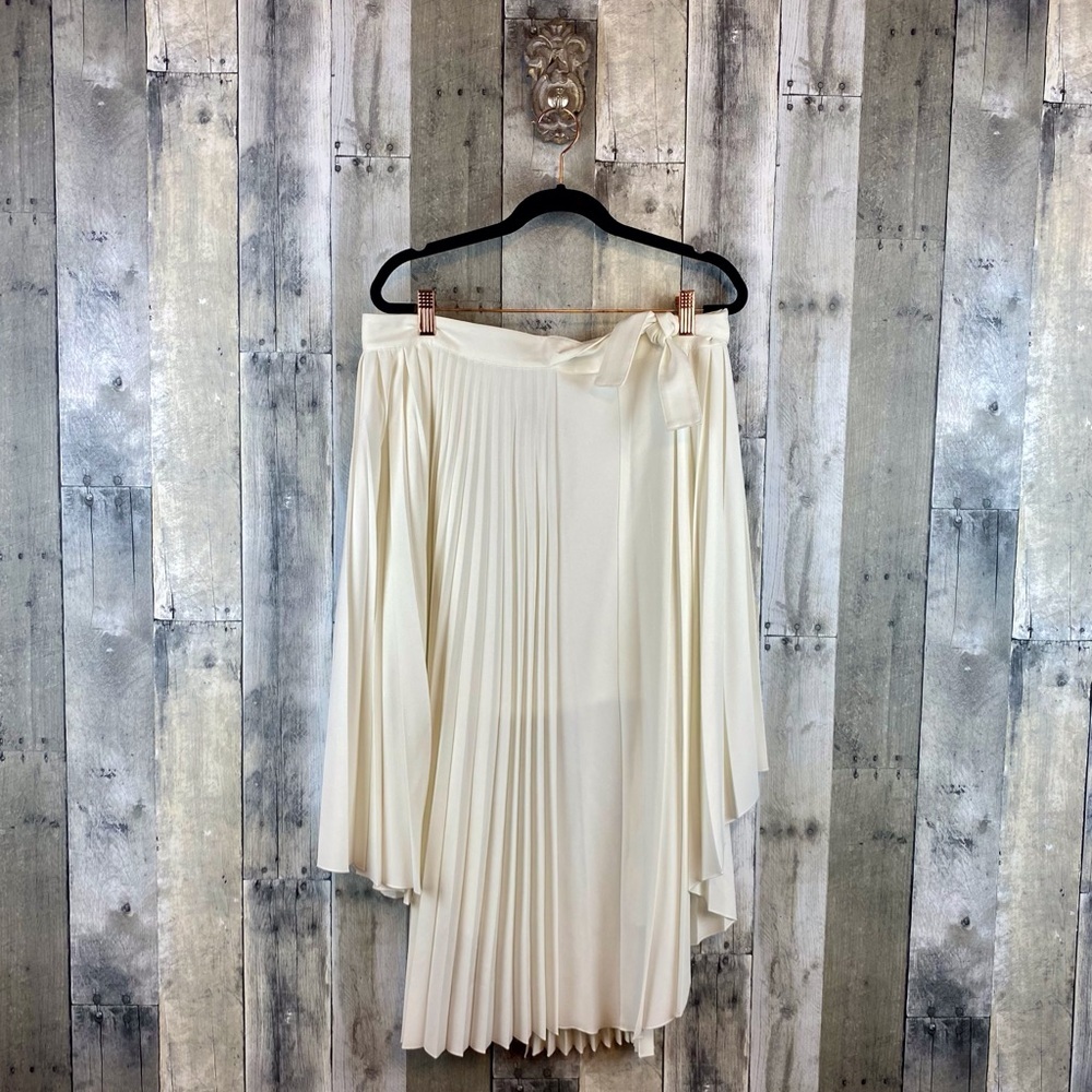 Maje The Jaxy Asymmetrical Pleated Midi Skirt in White Size 36/Medium. - Picture 2 of 10